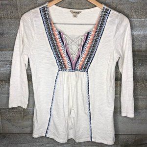 Lucky Brand small white embroidered peasant boho tassle front top 3/4 sleeve